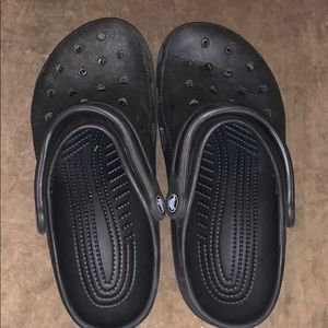 Crocs black